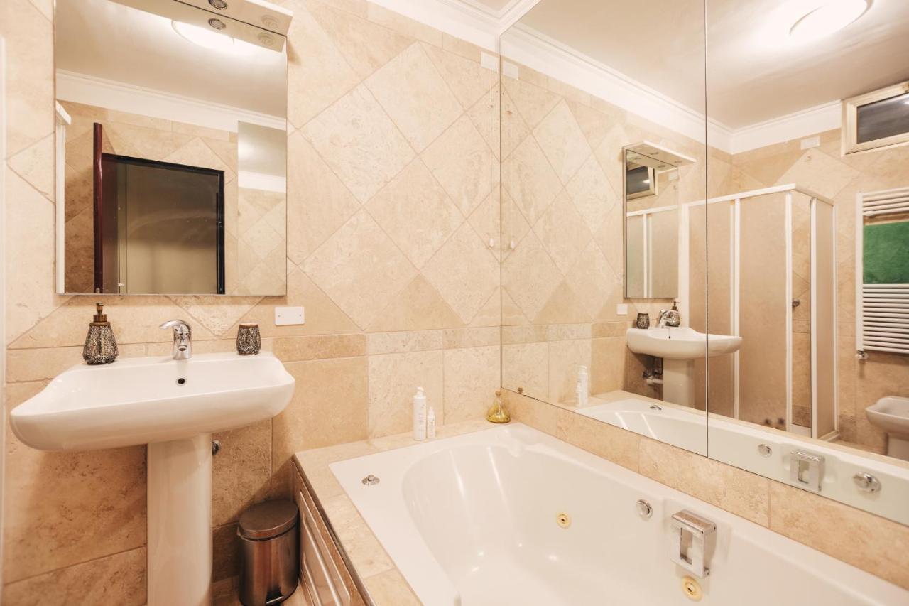 I Giardini Del Sole Con Piscina By Wonderful Italy Apartment Sanremo Exterior photo